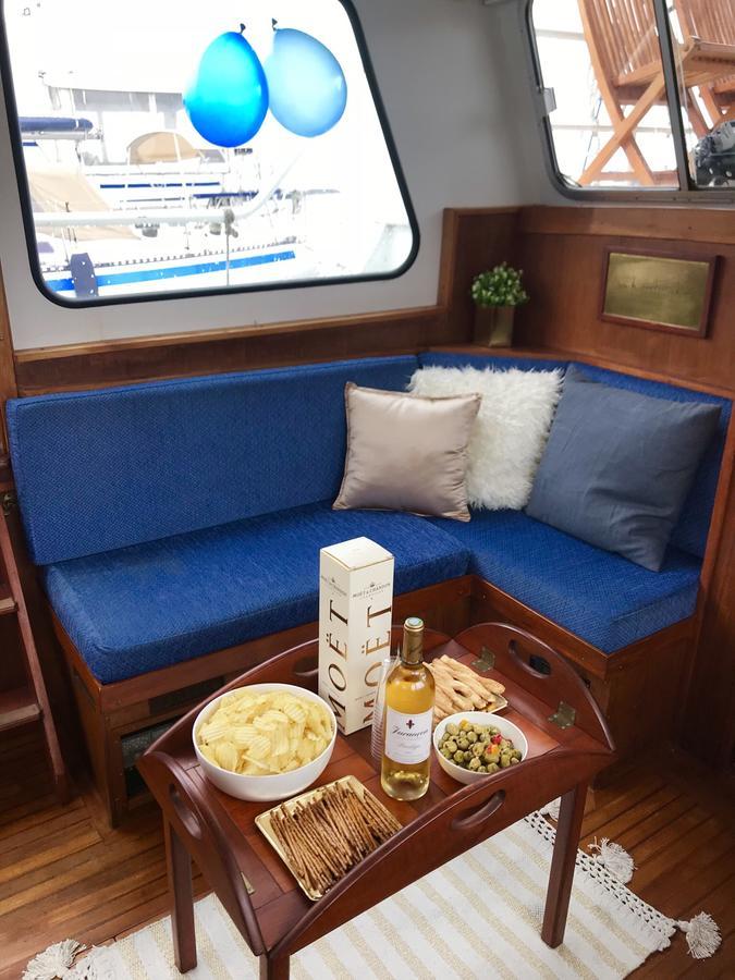 Homeboat-Maison Flottante Женева Екстериор снимка